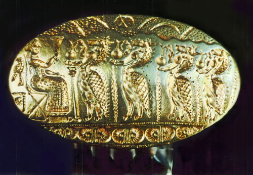 Mycenaean civilization, Royal Tholos Tomb, Tiryns Palace, gold signet ring, Minoan goddess and lion-headed daemons