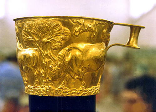 Mycenaean civilization, Royal Tholos Tomb, Vaphio, gold cup
